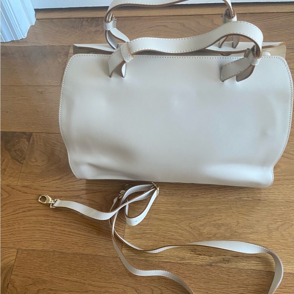 New Hand Bag. Made Italy.